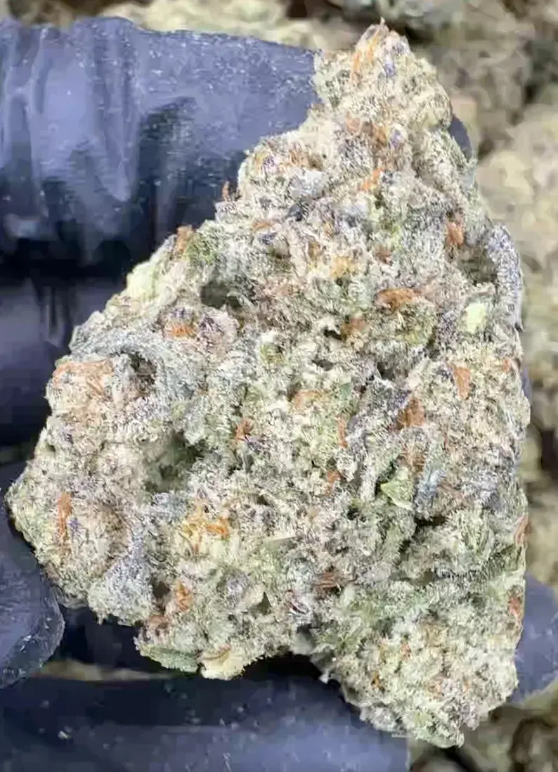Gorilla Glue #4 THCa Flower Ounce - Image 2